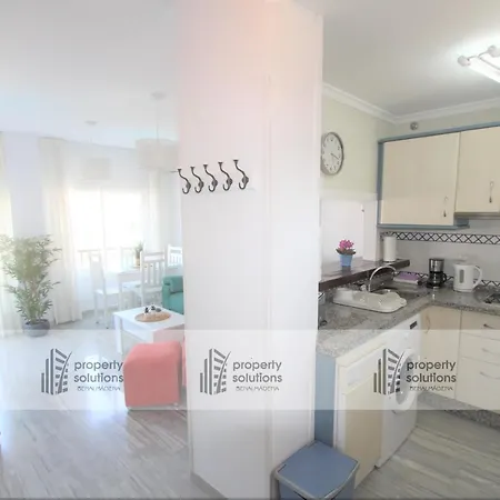 Carihuela Playa - 2ª Linea De Playa - Piscina - Parking Gratis Apartment Torremolinos